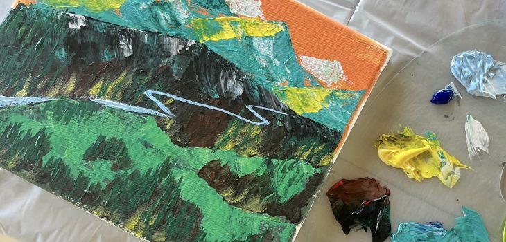 Grab hike & paint gift cards for the holidays